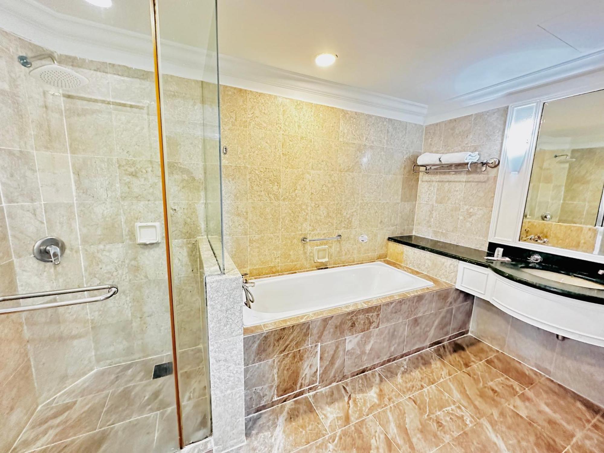 Regal Residences At Berjaya Times Square Kuala Lumpur Ngoại thất bức ảnh